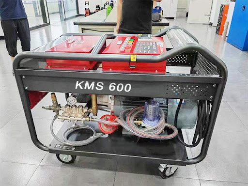 Kumisai KMS 600 có thiết kế đơn giản